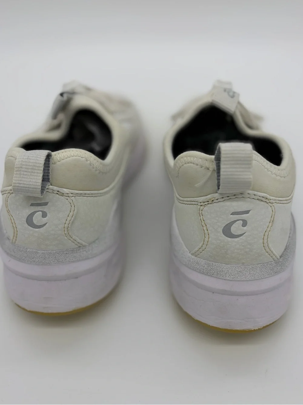 Clove Women's White Slip-On Lace-Toggle Sneakers - Size 7